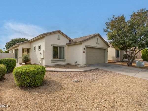 2737 E CATALINA Avenue, Mesa, AZ 85204