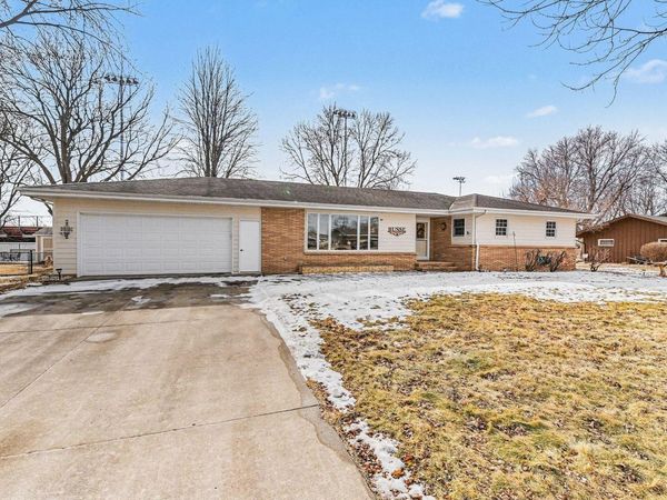 417 S Fairview Drive, Luverne, MN 56156