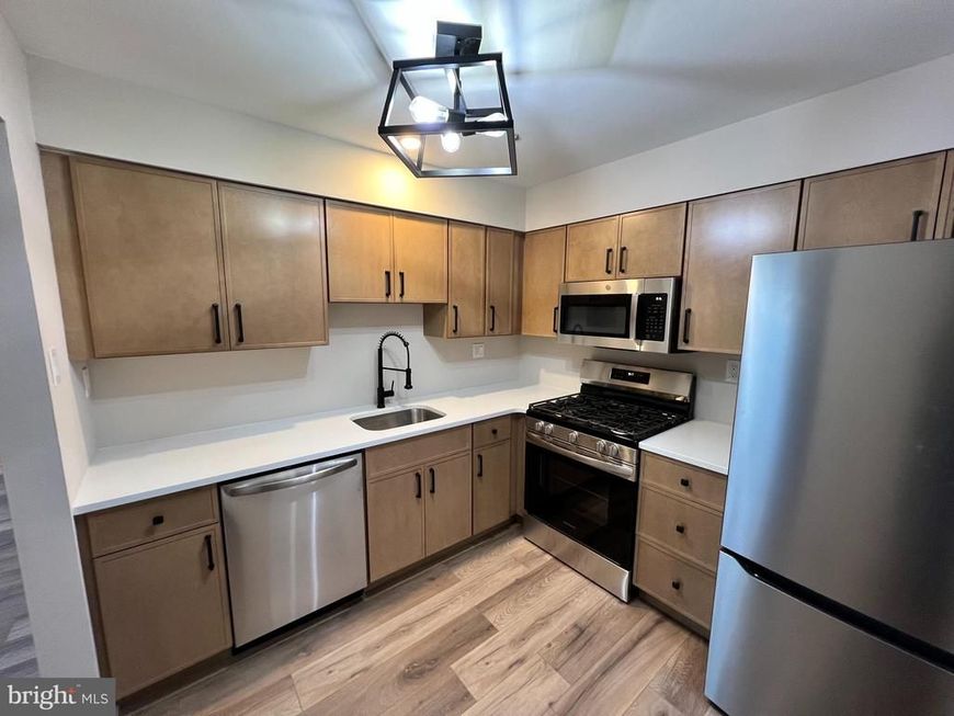 805 Society Place, Newtown, PA 18940 Main Photo