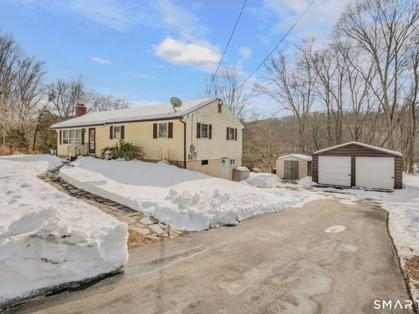 237 South, Bozrah, CT 06334