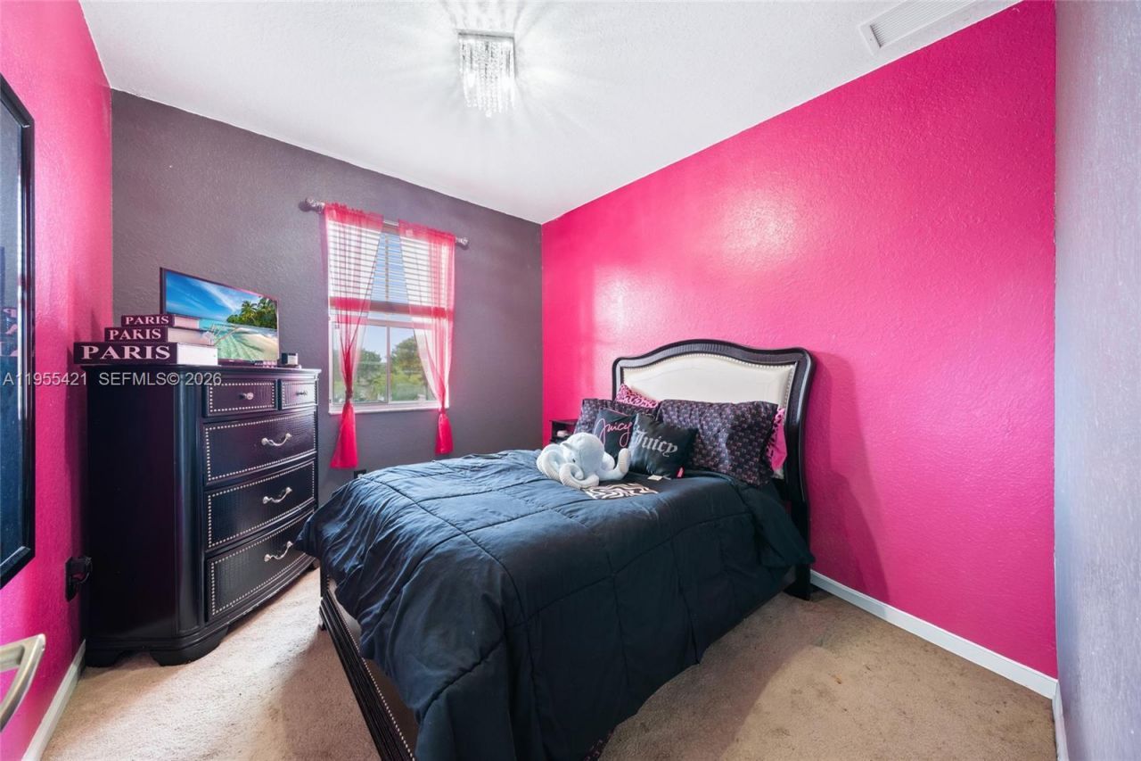 1097 NE 40th Rd , Homestead, FL 33033 Photo