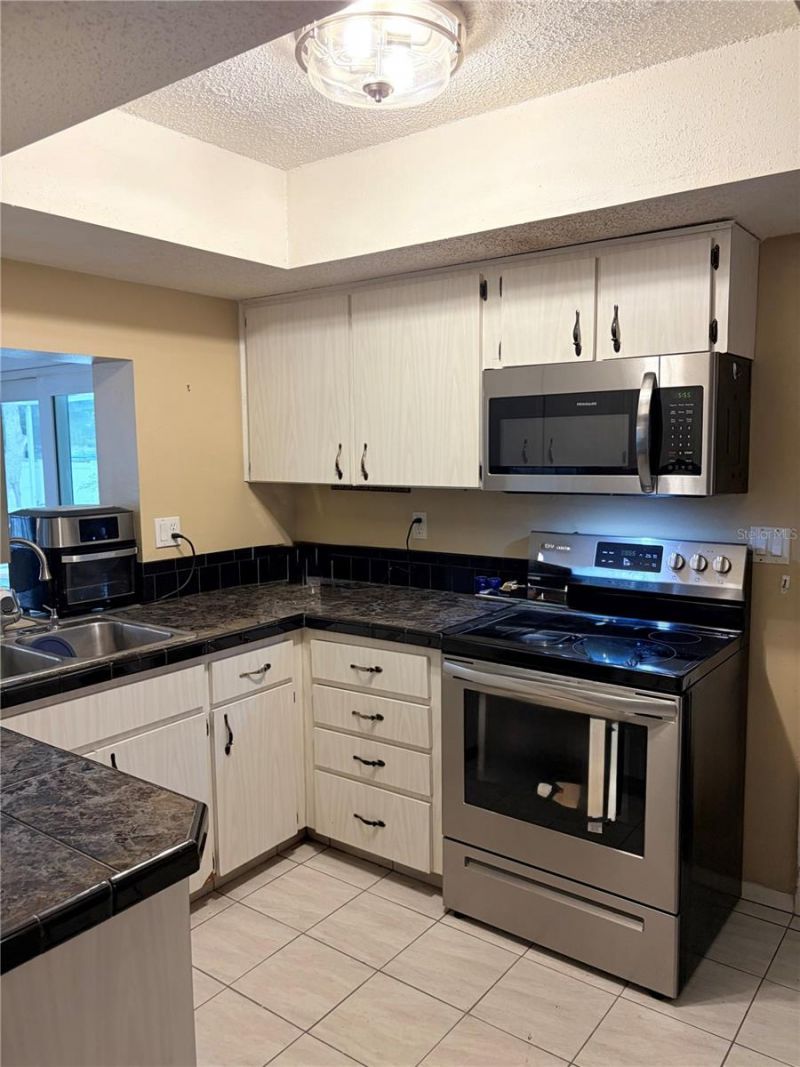 1362 Waterfall Drive, Spring Hill, FL 34608 Photo