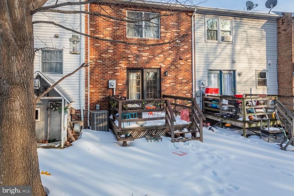 860 Vine Street, Harrisonburg, VA 22802 Main Photo