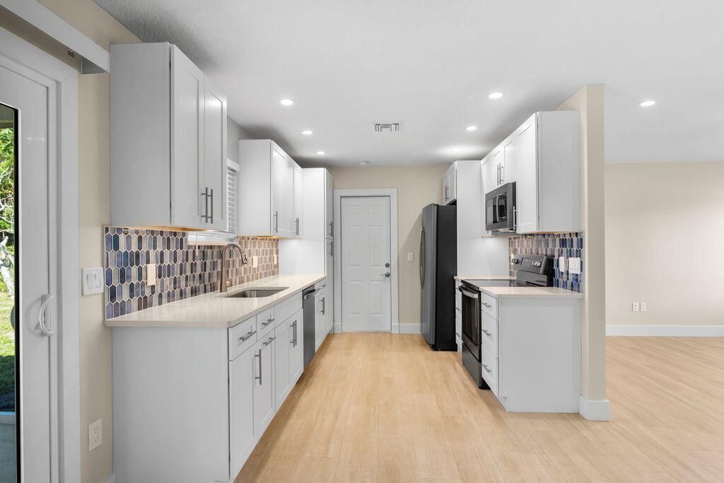 918 Schumann Drive, Sebastian, FL 32958 Photo