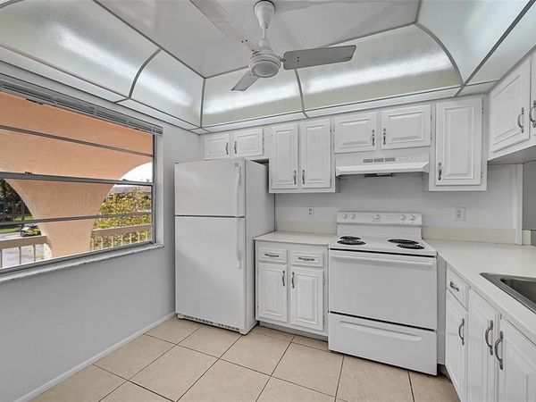 2701 Nassau Bnd, Unit B2, Coconut Creek, FL 33066