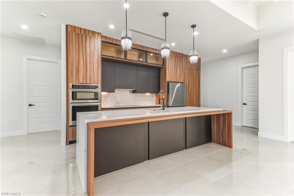 4817 SW 18th Ave , Cape Coral, FL 33914 Photo