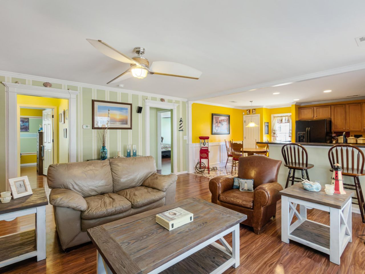 408 Lakewind Drive Photo 10