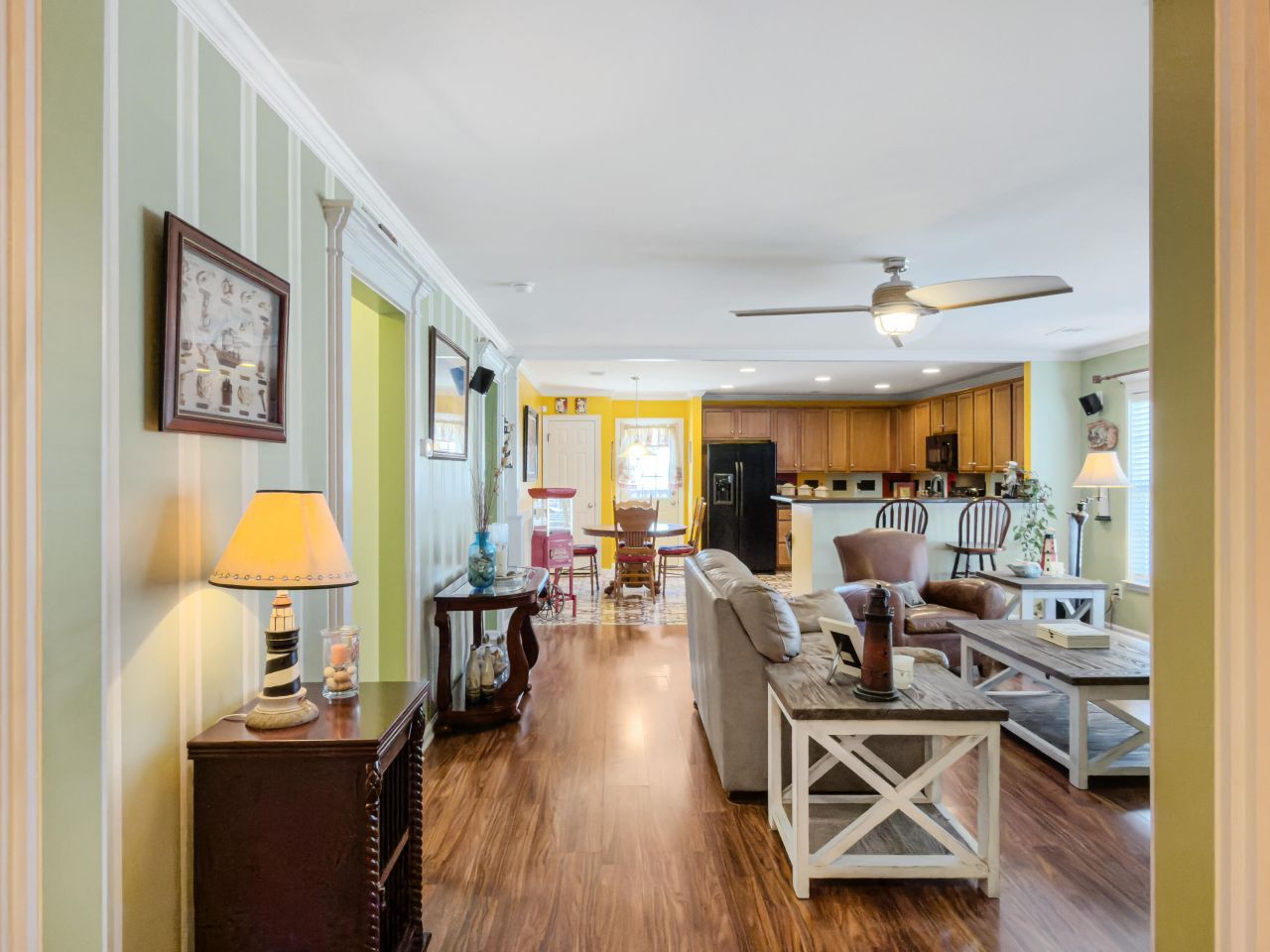 408 Lakewind Drive Photo 9