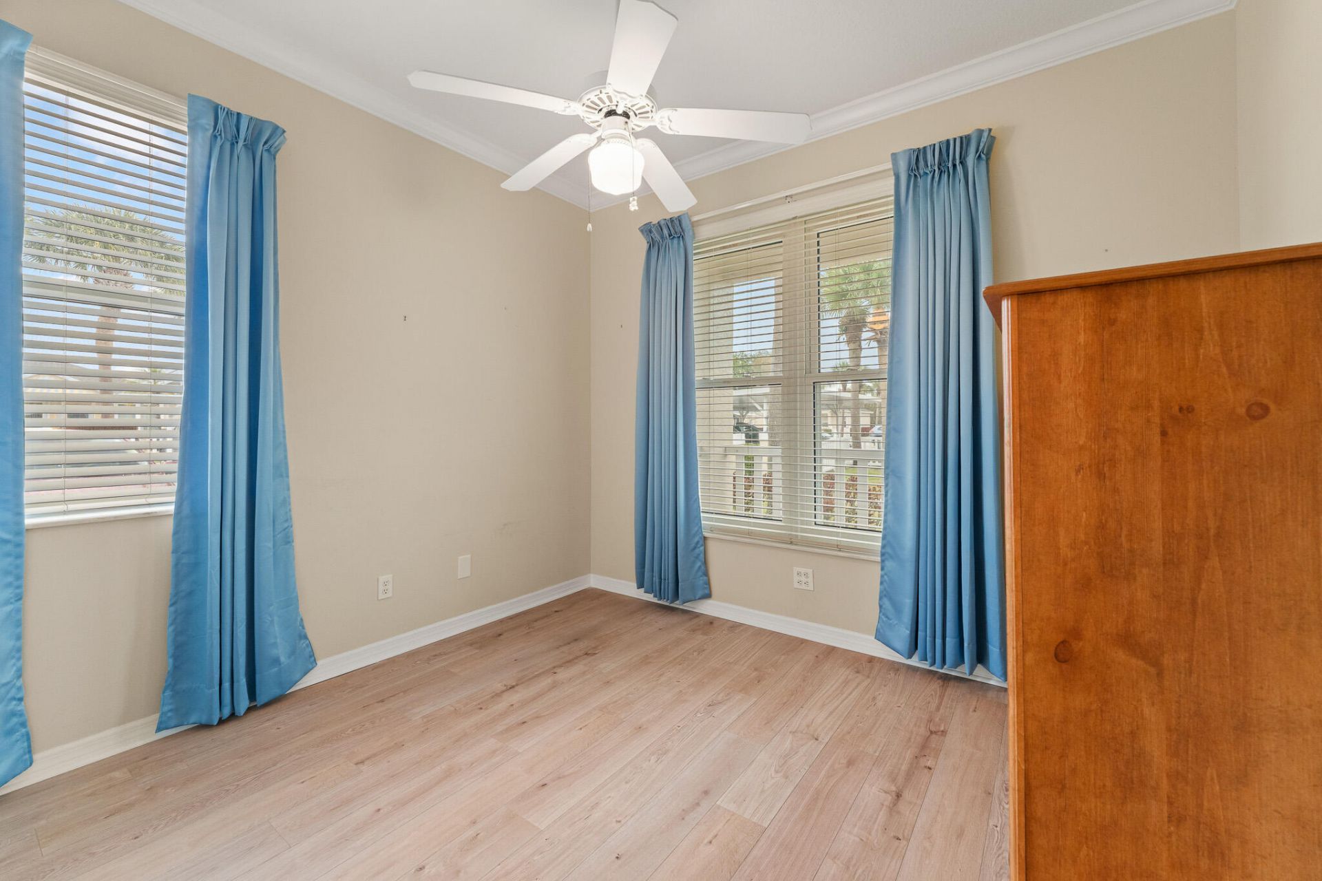 579 NW San Remo Circle, Port Saint Lucie, FL 34986 Photo