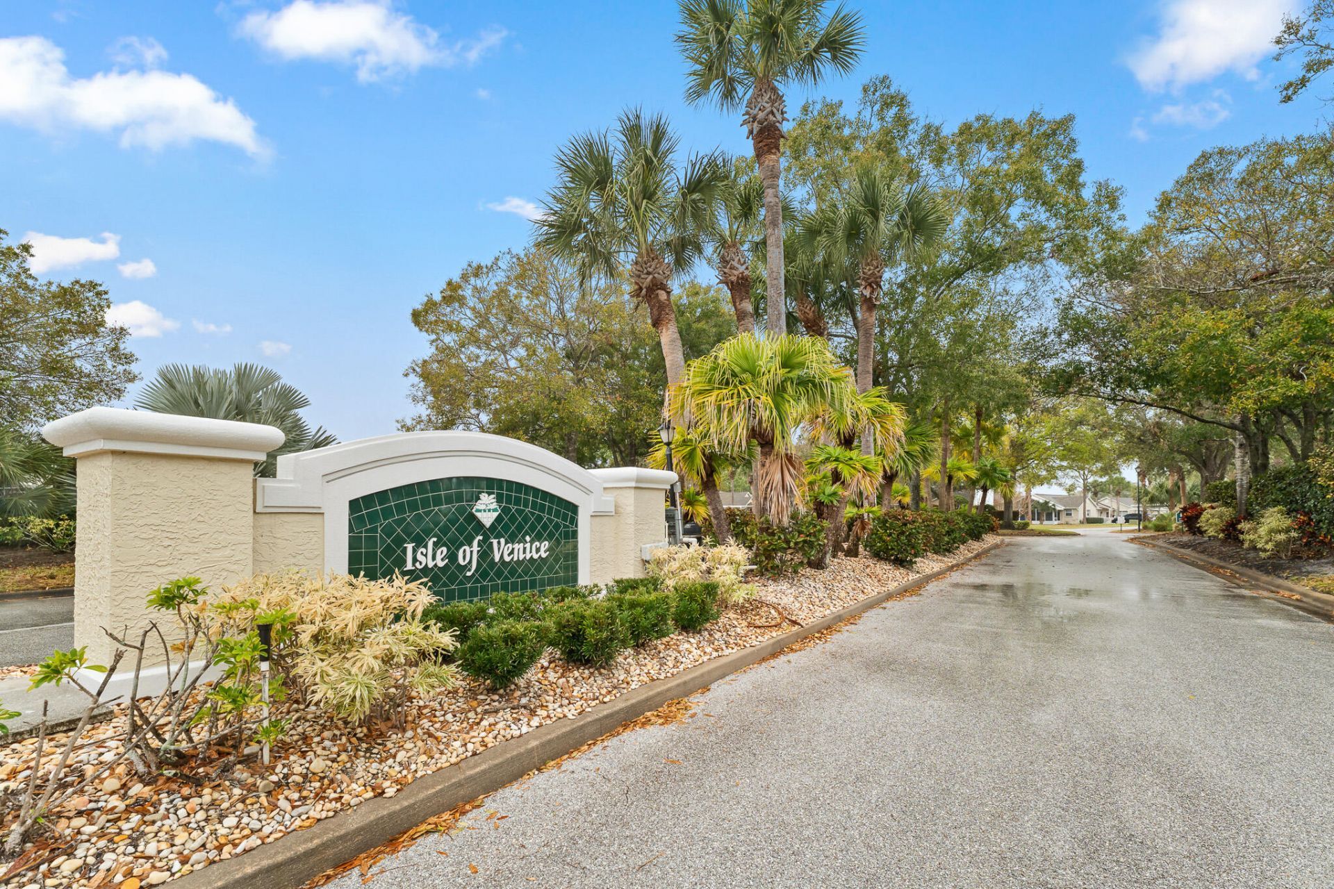 579 NW San Remo Circle, Port Saint Lucie, FL 34986 Photo