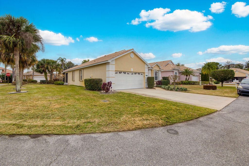 245 NW Zanzibar Place, Port Saint Lucie, FL 34986 Photo