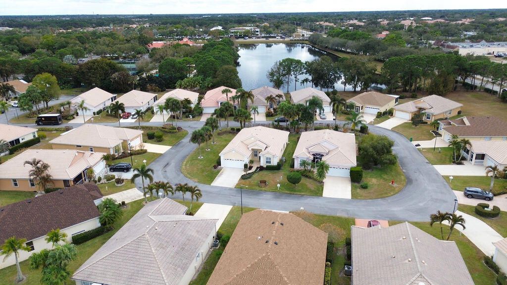 245 NW Zanzibar Place, Port Saint Lucie, FL 34986 Photo