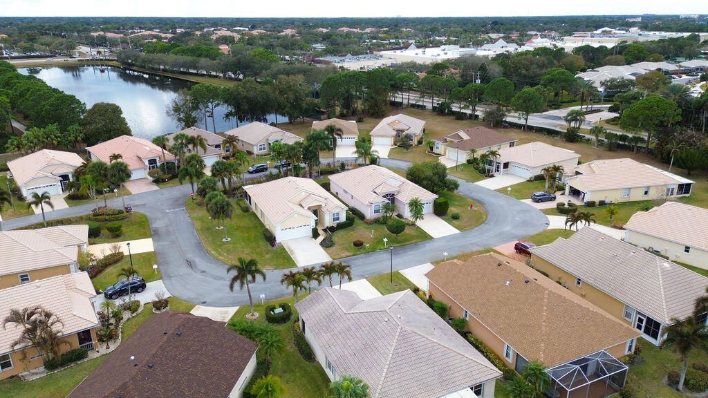 245 NW Zanzibar Place, Port Saint Lucie, FL 34986 Photo