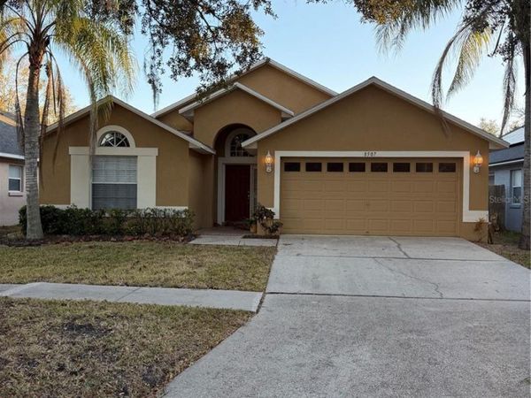 8507 BERCH HALLOW COURT, TAMPA, FL 33647