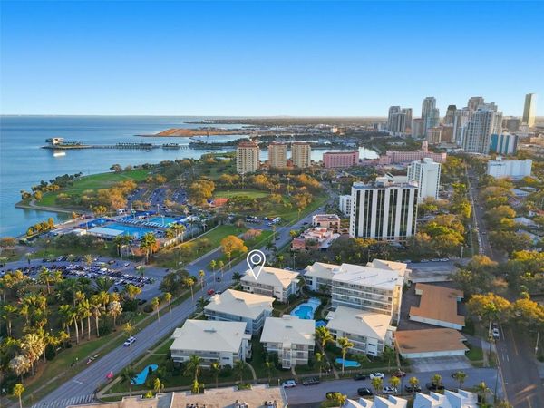 1000 N SHORE DRIVE NE, Unit 2, ST PETERSBURG, FL 33701