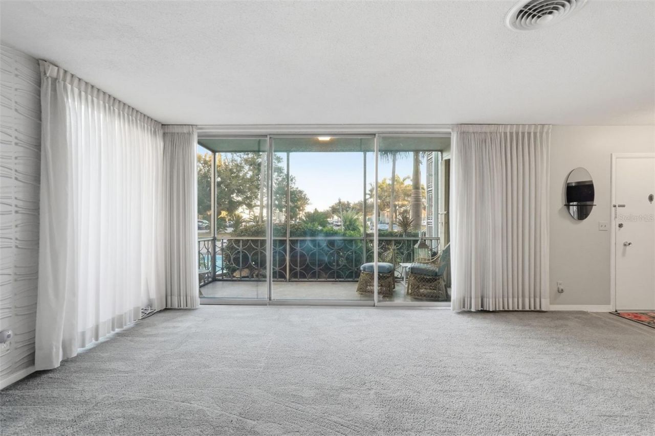 1000 N Shore Drive Ne, Unit 2, Saint Petersburg, FL 33701 Photo