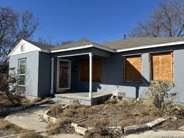 2419 W Mistletoe, San Antonio, TX 78228 Main Photo