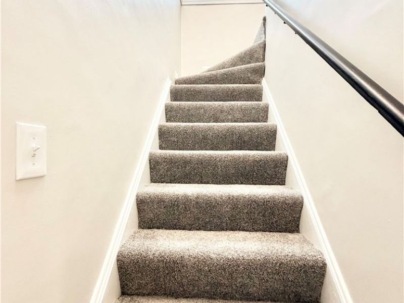 16301 Invermere Avenue, Cleveland, OH 44128 Photo 16