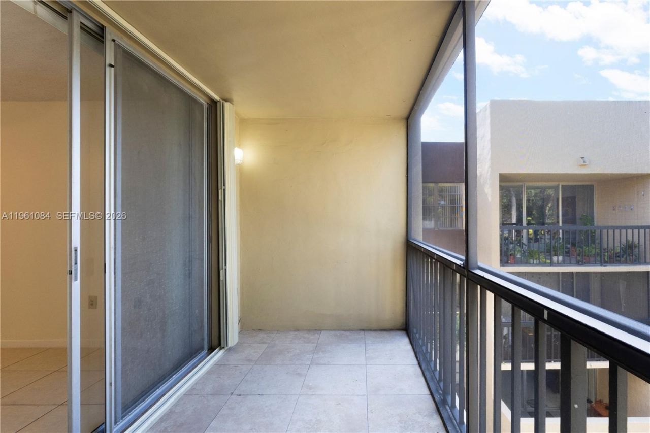 10855 SW 112th Ave, Unit 311, Miami, FL 33176 Photo