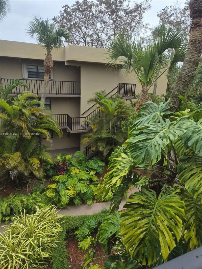 10855 SW 112th Ave, Unit 311, Miami, FL 33176 Photo