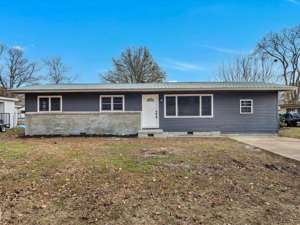 707 E Elm Street, Walnut Ridge, AR 72476