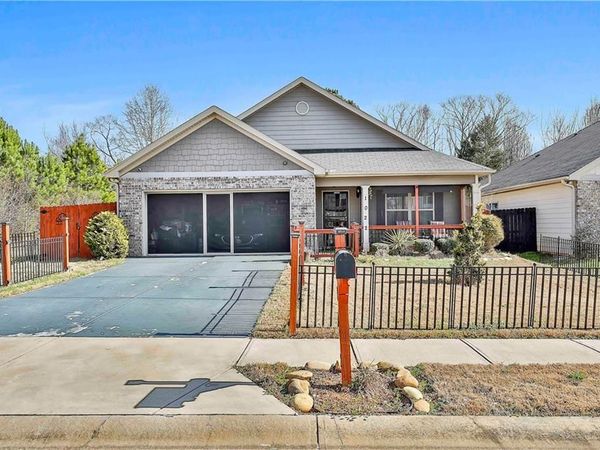 1022 Serene Lake Drive, Griffin, GA 30223