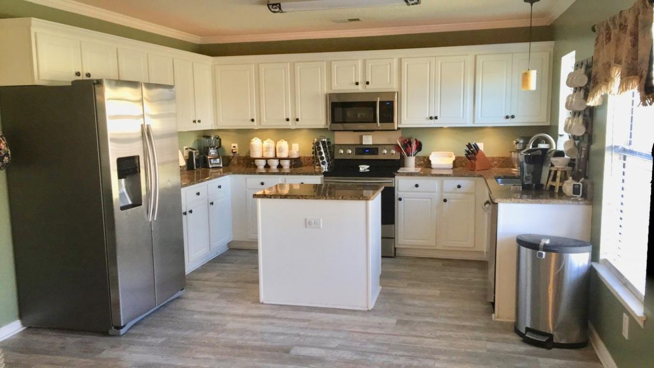 128 Tyron Road Photo 2