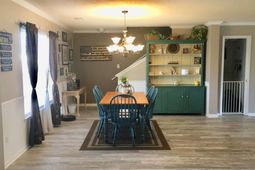 128 Tyron Road photo 4