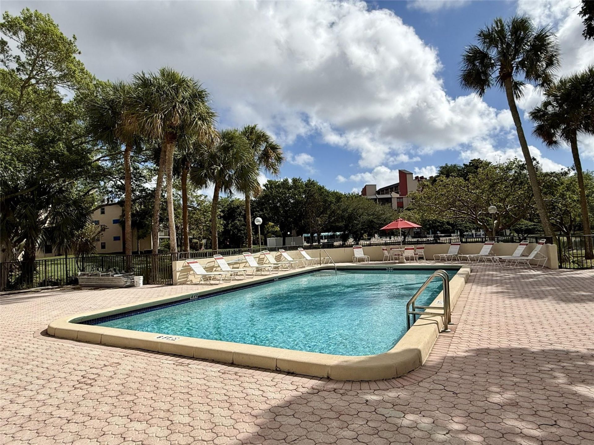 2304 S Cypress Bend Drive, Unit 615, Pompano Beach, FL 33069 Photo