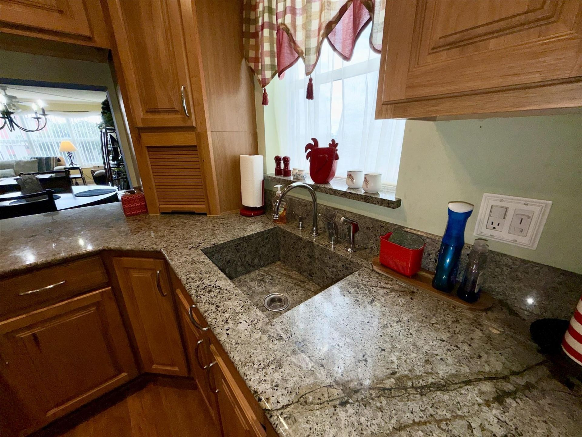 2304 S Cypress Bend Drive, Unit 615, Pompano Beach, FL 33069 Photo