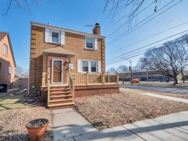 9857 S Hamlin Avenue, Evergreen Park, IL 60805