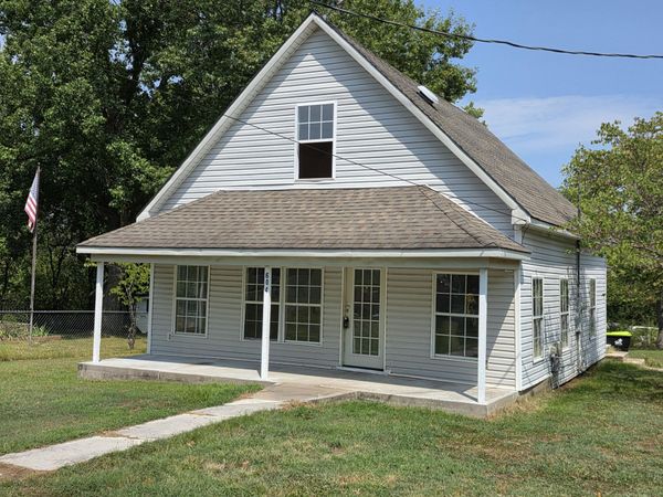 604 N Center Street, Granby, MO 64844