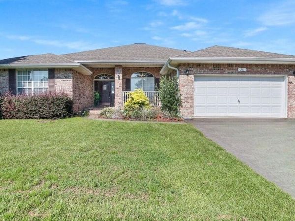 211 Raptor Drive, Crestview, FL 32536