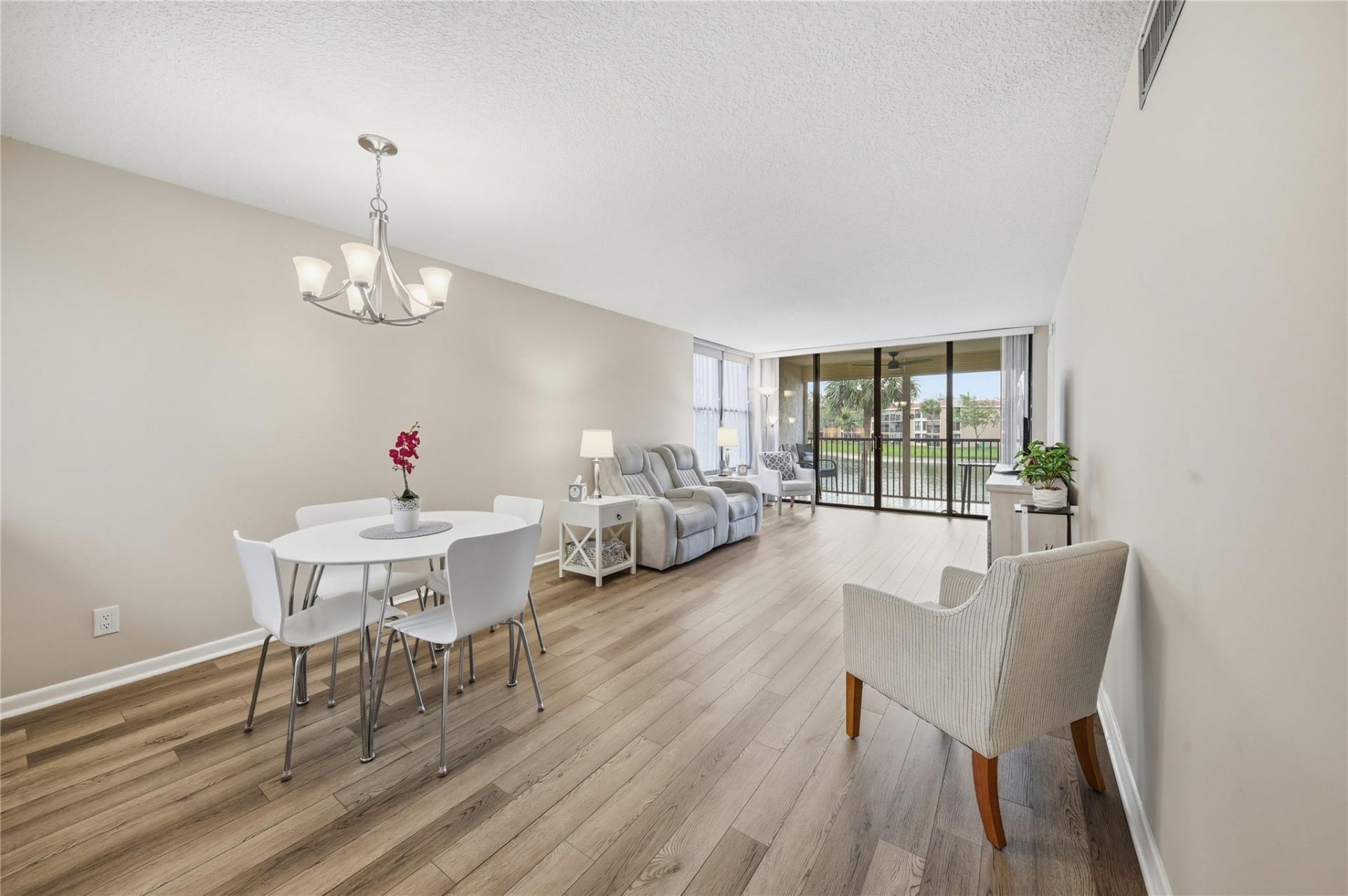 6524 Coral Lake Drive, Unit 212, Margate, FL 33063 Photo