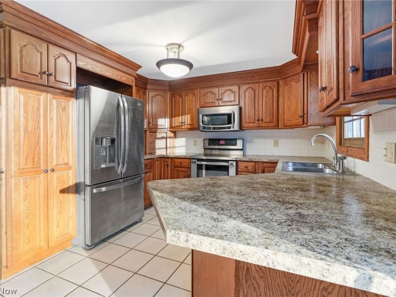 5126 Easton Street NW, Malvern, OH 44644 Photo 12