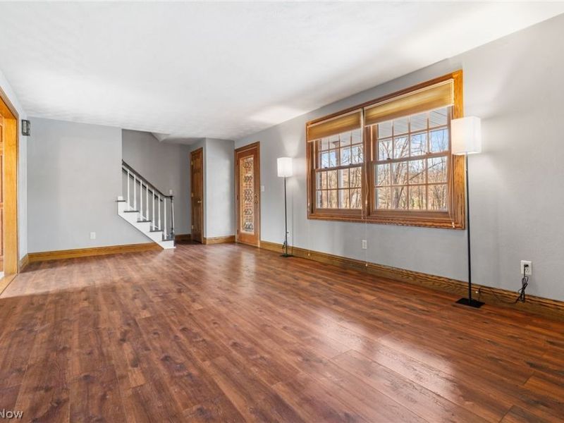 5126 Easton Street NW, Malvern, OH 44644 Photo 8