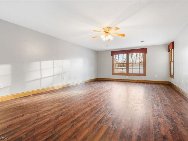 5126 Easton Street NW, Malvern, OH 44644 Photo 9