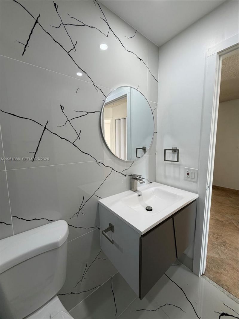 1181 NW 125th Pl, Unit 203, Miami, FL 33182 Photo