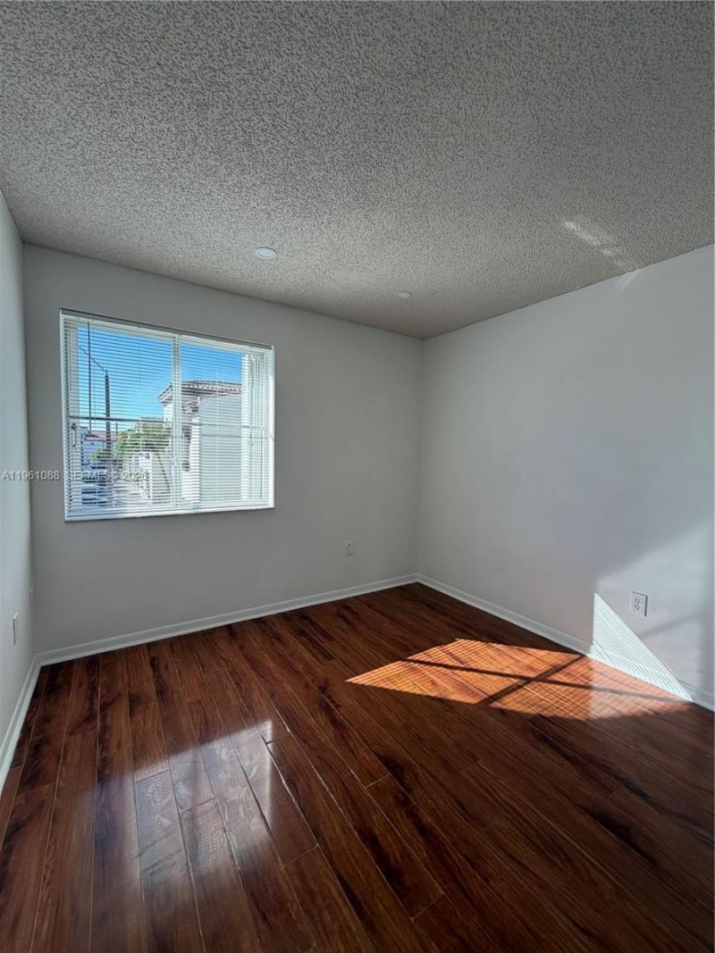 1181 NW 125th Pl, Unit 203, Miami, FL 33182 Photo