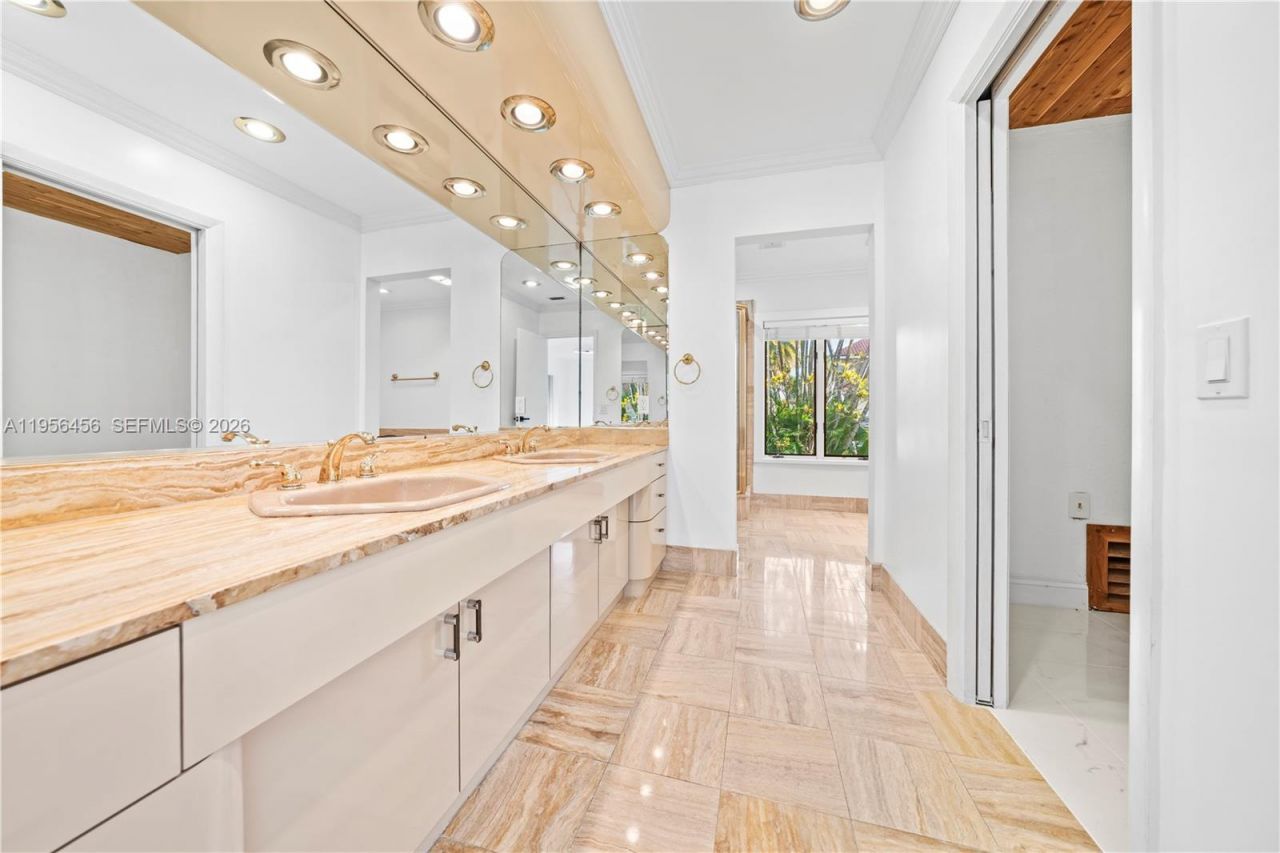 405 Bontona Ave , Fort Lauderdale, FL 33301 Photo