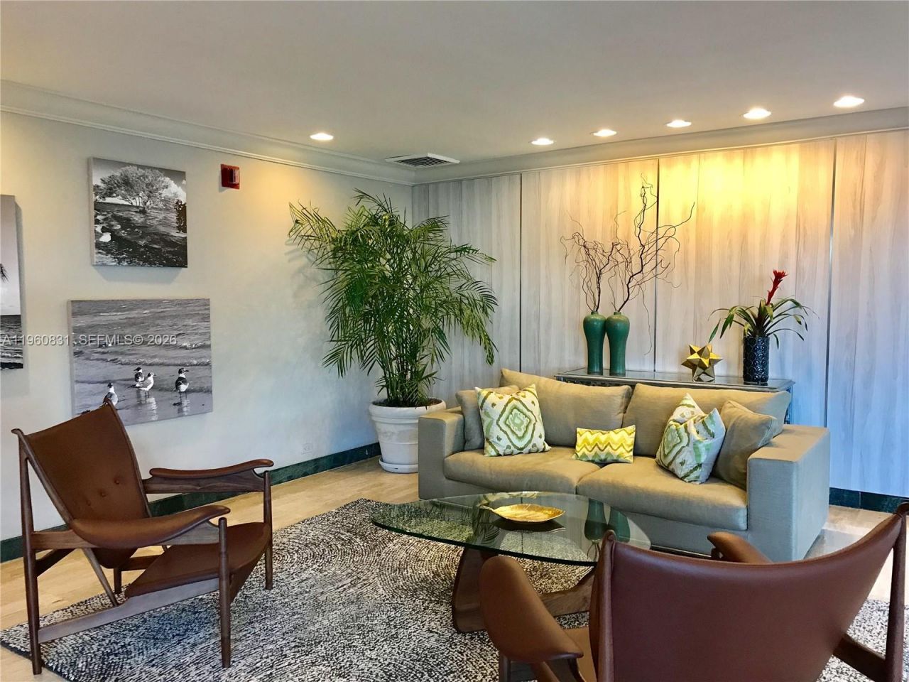 1408 Brickell Bay Dr , Unit 1217, Miami, FL 33131 Photo