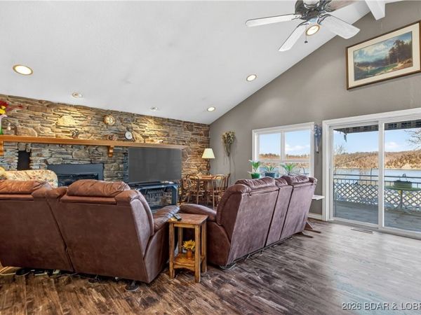 42 Grove Estates Drive, Linn Creek, MO 65052