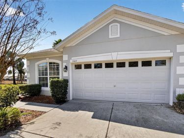 7403 SURREY WOOD LANE, APOLLO BEACH, FL 33572