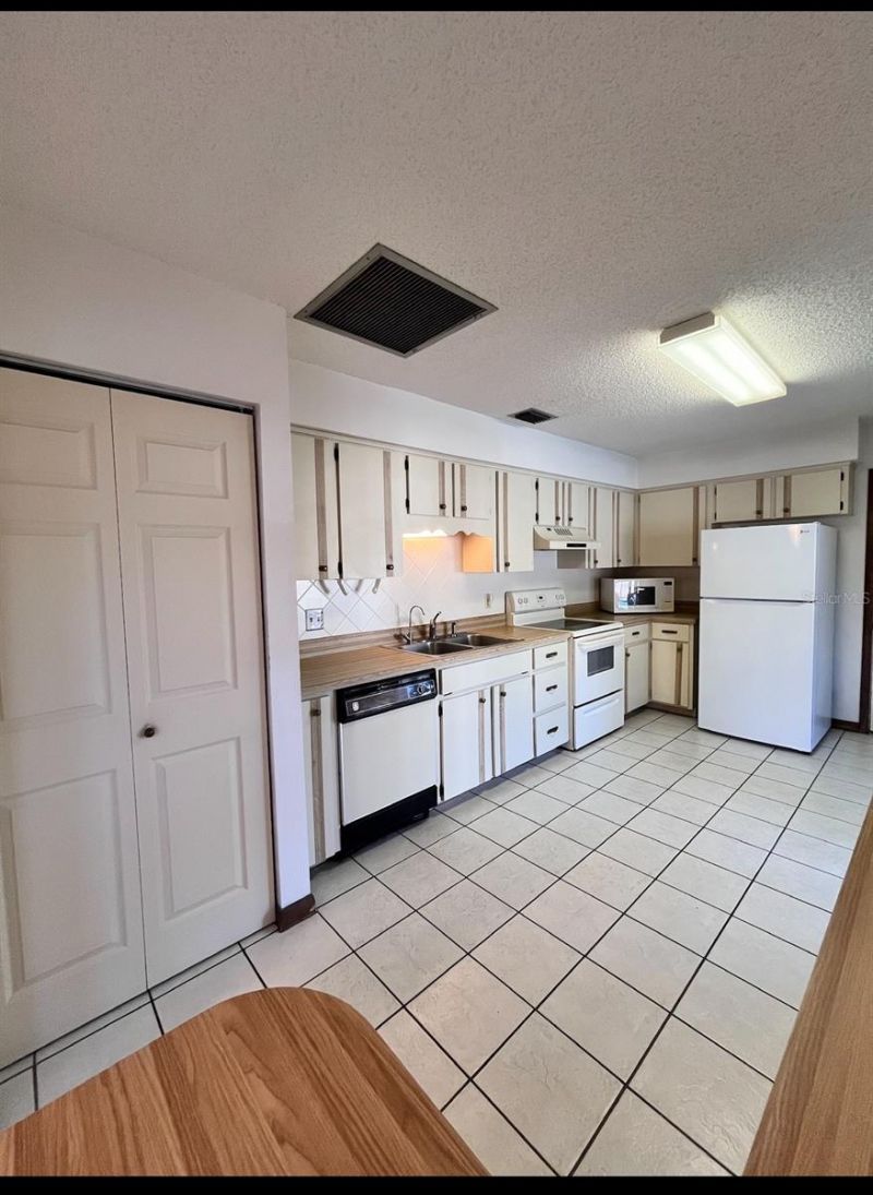 3215 Victory Palm Drive, Edgewater, FL 32141 Photo