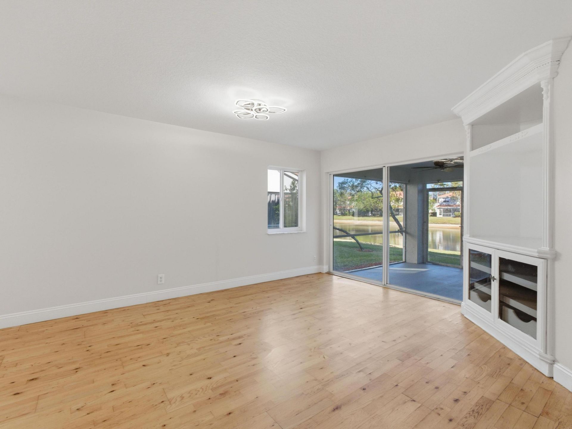 9212 Lily Bank Court, Riviera Beach, FL 33407 Photo