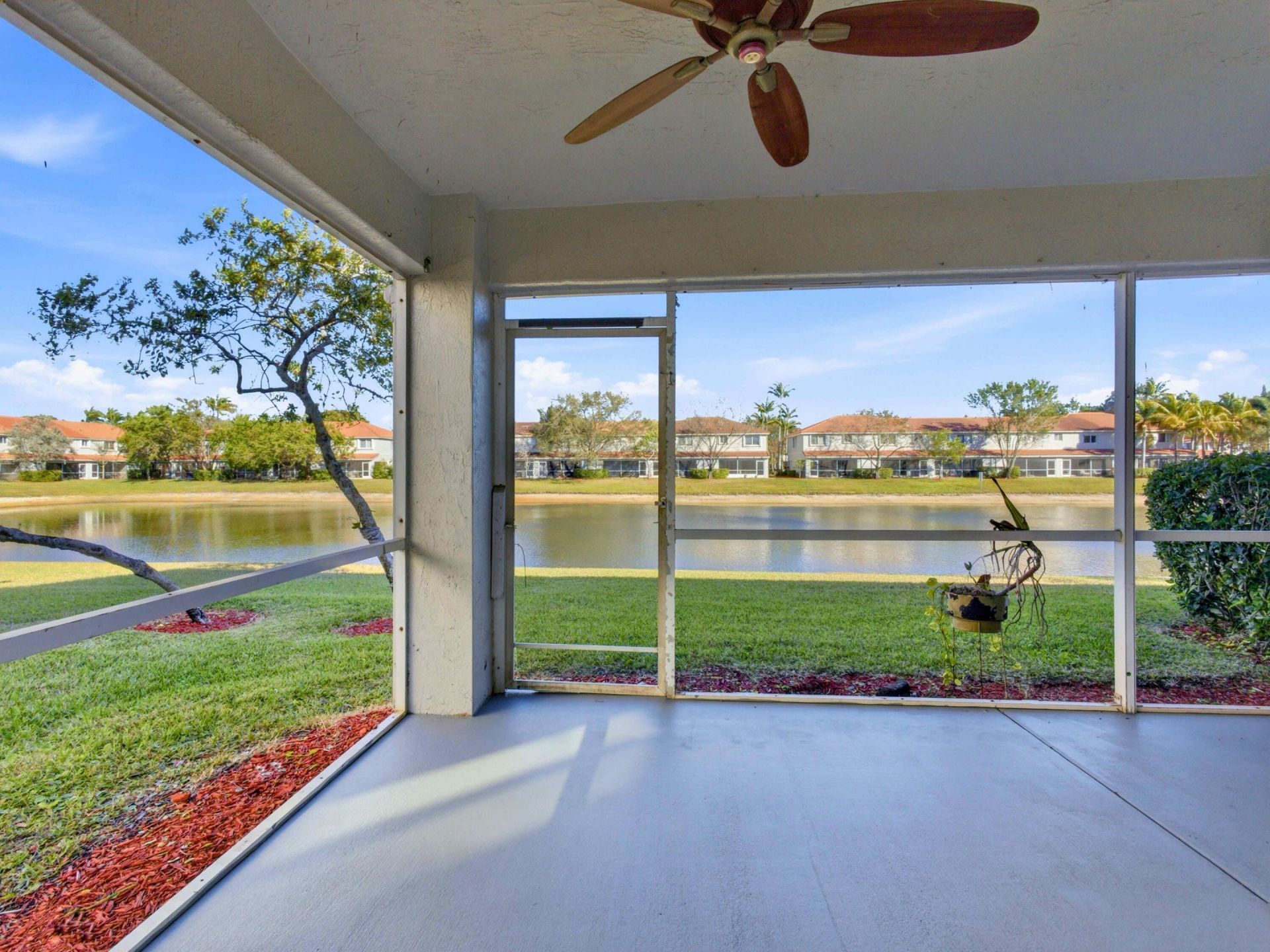 9212 Lily Bank Court, Riviera Beach, FL 33407 Photo