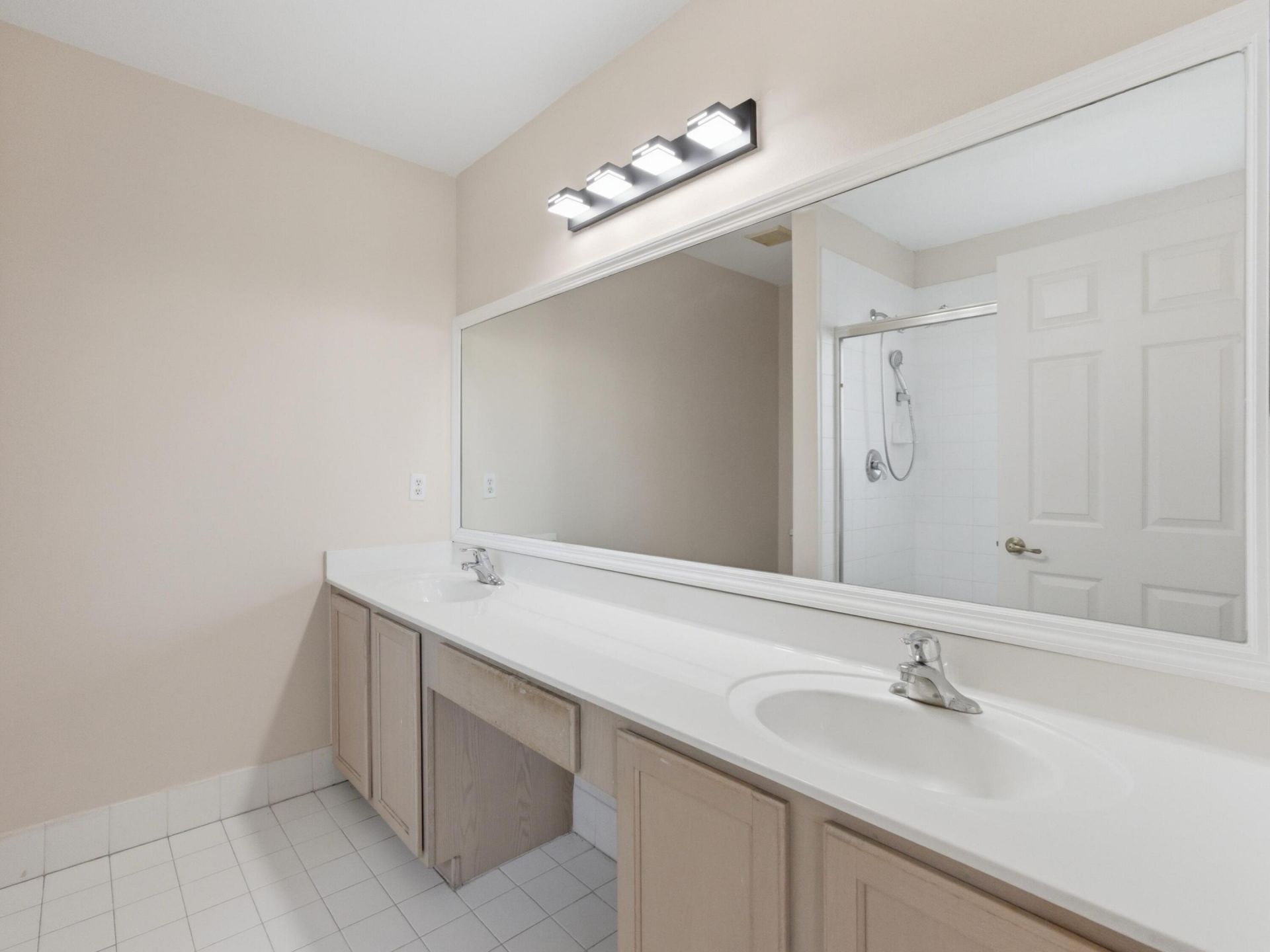 9212 Lily Bank Court, Riviera Beach, FL 33407 Photo