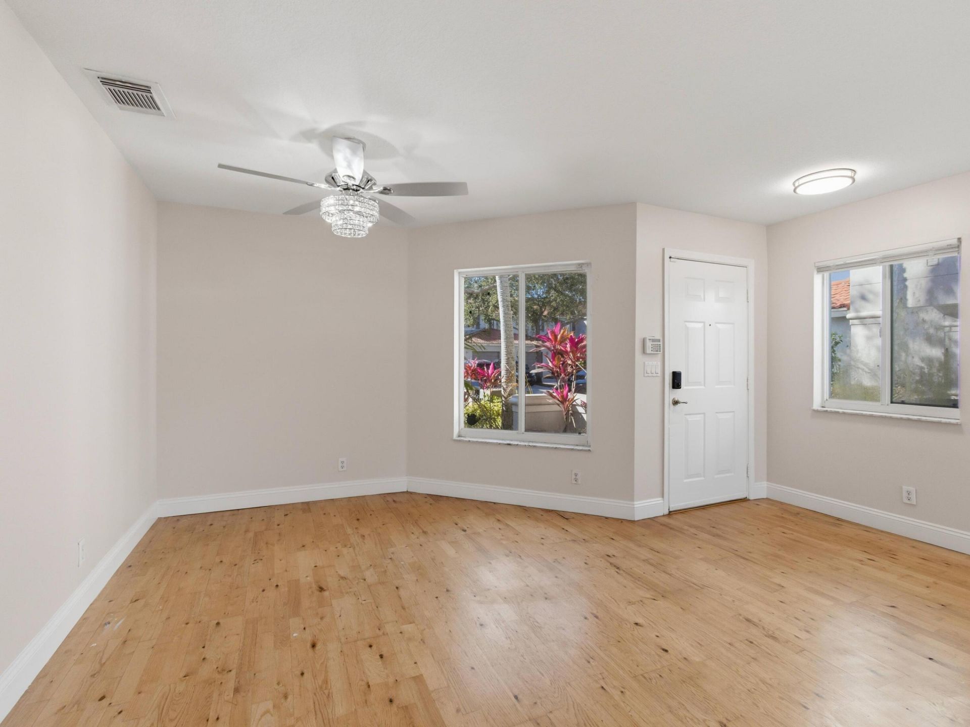 9212 Lily Bank Court, Riviera Beach, FL 33407 Photo