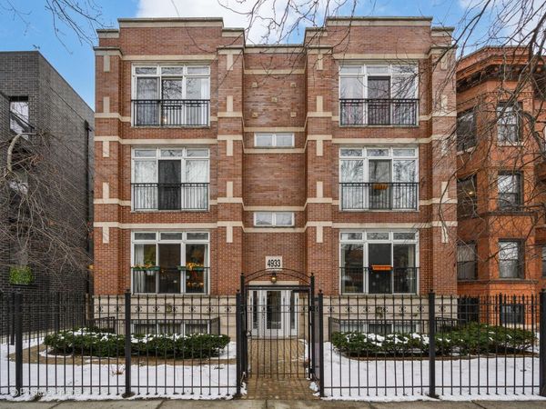 4933 N Winthrop Avenue, Unit 1N, Chicago, IL 60640