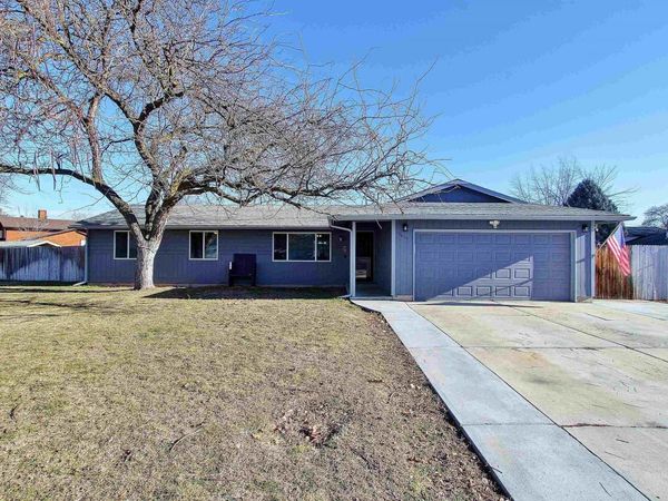 3860 N Elgin Way, Boise, ID 83713